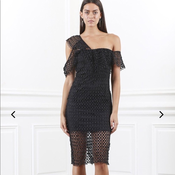 Ornate circle lace ruffle dress - Picture 3 of 5